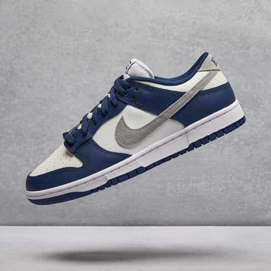 Low SB 'Midnight Navy'